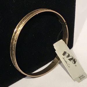 1928 Jewelry Co. Gold tone textured Bangle
